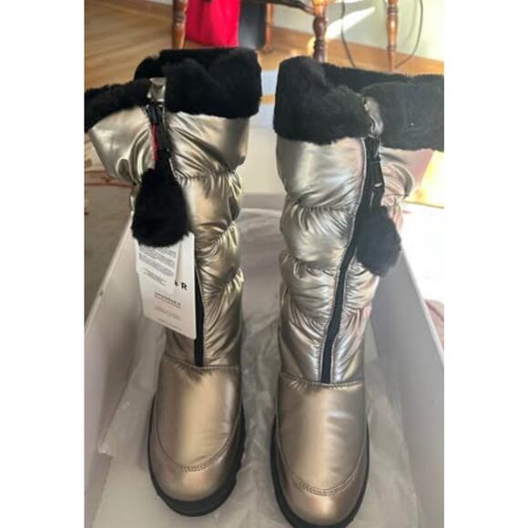 New PAJAR Tobaggan 2.0 Women's Gold Winter Waterproof Boots Front Zip SIZE 9 - Picture 2 of 6